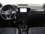 Volkswagen T-Cross 1.0 TSI R-Line | Achteruitrijcamera | Navigatie | Adaptieve cruise control | Digital cockpit Pro | LED Plus verlichting | Climate control | CarPlay |