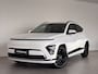 Hyundai Kona Electric Long Range Pure Edition 64.8 kWh Volledig Elektrish, Fiscaal aantrekkelijk, Navigatie , parkeer sensoren V+A Uit voorraad leverbaar!