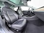 Tesla Model 3 Long Range AWD 75kWh Trekhaak AutoPilot Leeer Pano-dak Adaptive-Cruise Camera's Elektr.-Stuur+Stoelen+Spiegels+Geheugen+Easy-Entry+Verwarmde stoelen Park assistent Pdc WIFI Lane-Assist Navi LED DAB Voorverwarmen interieur Keyless One-Pedal-Drive 4WD SOH 86% 1.000KG Trekgewicht Origineel Nederlandse Auto Fabrieksgarantie op Accu en Motor tot 19-12-2027/192.00km € 60.430 nieuw!