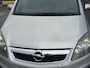 Opel Zafira 1.8 Temptation 7p Inruilauto’s tegen vaste prijzen. Voor meer info: 0638140850 Bij de verkoop van gebruikte voertuigen door CD-Cars wordt geen standaard garantie verstrekt. De koper aanvaardt het voertuig in de staat waarin het zich bevindt op het moment van aankoop