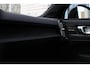 Volvo EC40 Single Motor Extended Range Plus 82 kWh | Demo Deal | Panoramadak | Verwarmbare voorstoelen&stuurwiel | Premium audio by Harman Kardon | Adaptieve Cruise Control | Keyless | Draadloze Telefoonlader | Warmtepomp |