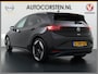Volkswagen ID.3 First Max 62kWh Pano-dak 20"lm Head-Up-Display Adap.Cruise Camera Elek.Stoelen Navi Ecc Keyless Advanced Head-Up Matrix-Led SOH 91% Ergo Active Stoelen+Stuur+Stoelverwarming Led-a-licht dynamisch Apple Carplay Android Auto Dodehoek detector Dealeronderhouden Origineel Nederlandse Auto € 49.175,- nieuw!