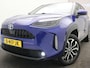 Toyota Yaris Cross 1.5 Hybrid Business Plus / Trekhaak / Historie aanwezig/ Dealer onderhouden / 750kg Trekgewicht / Adaptieve Cruise Control / Apple CarPlay & Android Auto / Stoel en Stuurverwarming / Keyless Entry & Start & Go / LMV / Airco Cliamte Control / Navigatie /