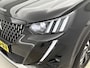 Peugeot 2008 SUV GT 130pk Automaat | Navigatie | Achteruitrijcamera | Full Led koplampen | 3D Cockpit | Half Lederen sportstoelen | Parkeersensoren v+a | Dodehoeksensor | Keyless start | Cruise Control | Climate Control | Apple Carplay / Android Auto | DAB+ radio | Donker getint glas | Trekhaak | 17" lichtmetalen velgen |