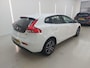 Volvo V40 T2 Polar+ | Navigatie | Cruise Control | Lederen Bekleding | Stoelverwarming | Climate Control | High Performance Audio | Park Assist | Volvo On Call