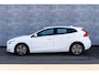 Volvo V40 T2 Polar+ | Navigatie | Cruise Control | Lederen Bekleding | Stoelverwarming | Climate Control | High Performance Audio | Park Assist | Volvo On Call