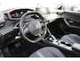 Peugeot e-2008 EV Allure 50 kWh | Fase 3 laden | Navigatie | Stoelverwarming | Adaptieve cruise control | 3D Instrumentenpaneel |
