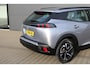 Peugeot e-2008 EV Allure 50 kWh | Fase 3 laden | Navigatie | Stoelverwarming | Adaptieve cruise control | 3D Instrumentenpaneel |