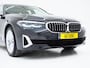 BMW 5-Serie Touring 530e xDrive | Panoramadak | Leder | Sfeerlicht | Carplay | Camera | Stoelverwarming