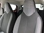 Peugeot 108 Active 72pk | Lage kilometerstand! | Airco | Elektrische ramen & spiegels | Centrale portiervergrendeling | Bluetooth | Radio/MP3 speler met stuurbediening | Donker getint glas | Lederen stuurwiel | Zuinig en voordelig autorijden! |