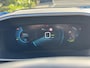 Peugeot e-2008 GT Pack 50 kWh 136PK Automaat Inclusief batterijtest, Navigatie, Achteruitrijcamera, Keyless, Panoramadak, Alcantara, Stoelverwarming