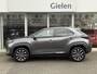 Toyota Yaris Cross 1.5 Hybrid First Edition Plus | Parkeersensoren, Stoel + Stuurverwarming, Groot scherm, Keyless, 17 inch