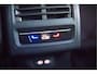 Volkswagen Golf 1.4 eHybrid Style | Memory seat | Massage | Adaptive cruise control | Elektrische stoel | Keyless | Apple Carplay | Parkeersensoren | Ambiance Verlichting | SOH 99.73%