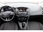 Ford Focus Wagon 1.0 First Edition org.NL trekhaak navi
