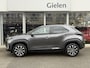 Toyota Yaris Cross 1.5 Hybrid First Edition Plus | Parkeersensoren, Stoel + Stuurverwarming, Groot scherm, Keyless, 17 inch