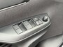 Toyota Yaris Cross 1.5 Hybrid First Edition Plus | Parkeersensoren, Stoel + Stuurverwarming, Groot scherm, Keyless, 17 inch