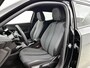 Peugeot 2008 SUV Allure Hybrid 145pk Automaat | Navigatie via draadloze Apple Carplay / Android Auto | Rondomzichtcamera | Stoelverwarming | Climate Control | Adaptieve Cruise Control | Parkeersensoren v+a | Dodehoeksensor | Keyless start | Armsteun | Digitaal instrumentenpaneel | DAB+ radio | Led koplampen | Donker getint glas | 17" lichtmetalen velgen |