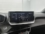 Peugeot e-2008 SUV EV Allure 54 kWh 156pk | Navigatie | Achteruitrijcamera | Climate Control | Cruise Control | Parkeersensoren v+a | Draadloze Apple Carplay / Android Auto | Digitaal instrumentenpaneel | Armsteun | Elektrisch inklapbare spiegels | DAB+ radio | Led koplampen | Donker getint glas | 17" lichtmetalen velgen |