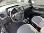 Toyota Aygo 1.0 VVT-i x-joy Apple Carplay en/of Android auto Navigatie, LMV, Privacy glass, Electronic Climate control, Achteruitrijcamera, Complete historie