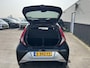 Toyota Aygo 1.0 VVT-i x-joy Apple Carplay en/of Android auto Navigatie, LMV, Privacy glass, Electronic Climate control, Achteruitrijcamera, Complete historie
