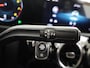 Mercedes-Benz A-klasse 180 Business Solution AMG | Panoramadak | Achteruitrijcamera | Apple Carplay | Stoelverwarming | Getint glas |