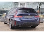 BMW 3-Serie Touring (g21) 320e M-Sport 204pk | 360 Camera | Pano | Stoelverwarming | Trekhaak | Virtual | Carplay
