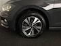 Volkswagen Polo 1.0 TSI Comfortline 95 PK | Navigatie | Parkeersensoren voor en achter | Automatische airco |