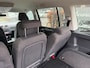 Volkswagen Touran 1.2 TSI Highline BlueMotion camera, trekhaak, cruise controle, ele pakket multi-stuur, stoel verwarming, nwe apk