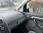 Volkswagen Touran 1.2 TSI Highline BlueMotion camera, trekhaak, cruise controle, ele pakket multi-stuur, stoel verwarming, nwe apk