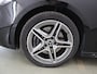 Mercedes-Benz B-klasse 250 e AMG Line | Widescreen | Stoelverwarming | Cruise control | Extra getint glas |