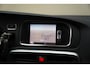 Volvo V40 Cross Country 1.5 T3 Aut Nordic+ [ Trekhaak Stoelverwarming Dealeronderhouden ]