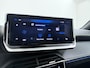 Peugeot 2008 GT | Active Safety Brake met camera en radar (automatisch noodremsysteem) met Distance Alert (waarschuwing dreigende aanrijding) | Advanced Active Safety Brake met camera en radar | Climate Control