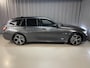 BMW 3-Serie Touring 330e xDrive Business Edition Plus 18"/Trekhaak/Laser LED/Head-up/Stoelverwarming/Elektrische klep/Keyless/Apple Carplay & Android Auto