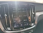 Volvo V60 2.0 T5 R-Design | Adaptieve Cruise Control | Trekhaak | Stoel + Stuurverwarming | 19 Inch | Standkachel | Sportstoelen | Memory | Keyless | Head-up Display | Camera | BLIS Dodehoek Detectie | Adaptieve Led Koplampen |