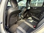Volvo V60 2.0 T5 R-Design | Adaptieve Cruise Control | Trekhaak | Stoel + Stuurverwarming | 19 Inch | Standkachel | Sportstoelen | Memory | Keyless | Head-up Display | Camera | BLIS Dodehoek Detectie | Adaptieve Led Koplampen |