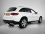 Mercedes-Benz GLC 300 e 4MATIC Plug-In Hybride Trekhaak | Night Pakket | Achteruitrijcamera | Apple CarPlay. Inclusief 24 maanden MB Certified garantie voor Europa.
