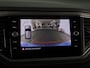 Volkswagen T-Roc 1.0 TSI Style Business 110 PK | Navigatie | Parkeersensoren | Camera | Digitaal dashboard