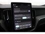 Volvo XC60 T6 Plug-in hybrid Ultra Black Edition | Trekhaak | Panoramadak | Head-Up | 360 Camera | Stoel+Stuurverwarming | 21 Inch