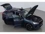 Volvo XC60 T6 Plug-in hybrid Ultra Black Edition | Trekhaak | Panoramadak | Head-Up | 360 Camera | Stoel+Stuurverwarming | 21 Inch