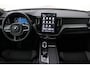 Volvo XC60 T6 Plug-in hybrid Ultra Black Edition | Trekhaak | Panoramadak | Head-Up | 360 Camera | Stoel+Stuurverwarming | 21 Inch