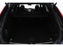 Volvo XC60 T6 Plug-in hybrid Ultra Black Edition | Trekhaak | Panoramadak | Head-Up | 360 Camera | Stoel+Stuurverwarming | 21 Inch
