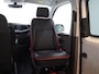 Volkswagen California 2.0 TDI T6.1 | Slaaphefdak | Maxton Design | Draaistoelen | Koelkast | Luxe Fiamma Luifel | SfeerLED | Trekhaak | Sidebars