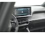 Peugeot e-2008 EV Active 50 kWh | Parkeersensoren | Apple Carplay | Climate Control