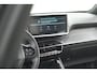 Peugeot e-2008 EV Active 50 kWh | Parkeersensoren | Apple Carplay | Climate Control