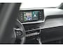 Peugeot e-2008 EV Active 50 kWh | Parkeersensoren | Apple Carplay | Climate Control