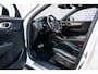 Volvo XC40 1.5 T5 Twin Engine R-Design | Trekhaak | Adaptieve Cruise Control | Power Seats | Parkeer Camera | BLIS | CarPlay | Memory |