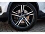 Volvo XC40 1.5 T5 Twin Engine R-Design | Trekhaak | Adaptieve Cruise Control | Power Seats | Parkeer Camera | BLIS | CarPlay | Memory |