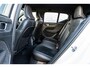 Volvo XC40 1.5 T5 Twin Engine R-Design | Trekhaak | Adaptieve Cruise Control | Power Seats | Parkeer Camera | BLIS | CarPlay | Memory |