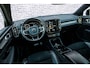 Volvo XC40 1.5 T5 Twin Engine R-Design | Trekhaak | Adaptieve Cruise Control | Power Seats | Parkeer Camera | BLIS | CarPlay | Memory |