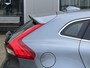 Volvo V40 2.0 T3 Momentum | NL Auto/1e Eig./Voll.Historie/Navi/Clima/Cruise/PDC/Xenon/Bluetooth/16" LM + All-Season Banden